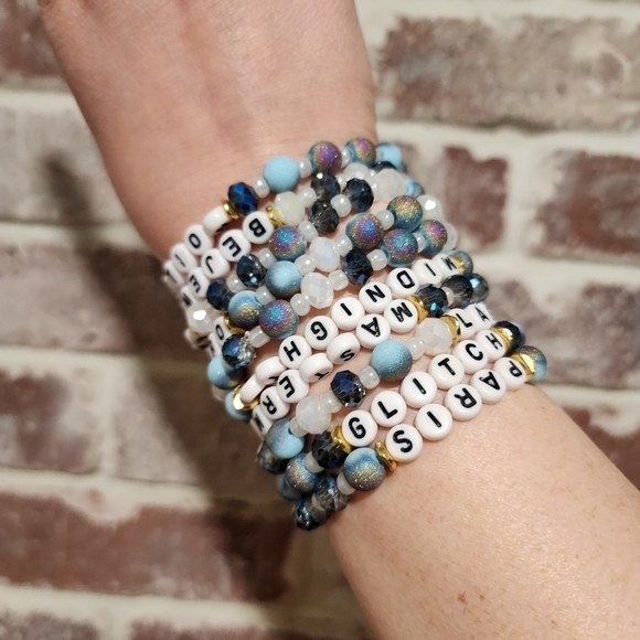 Taylor Swift Midnights Handmade Friendship Bracelet Set Of 10 - Picture 15 of 15